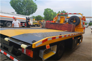 琼中附近拖车电话号码服务